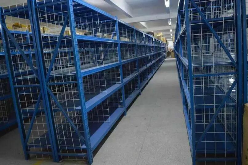 1573456948933288.jpg 重型倉儲貨架怎么選.jpg